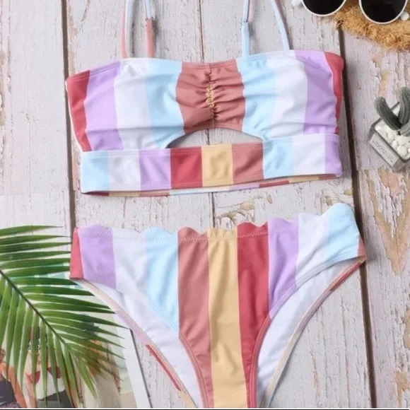Boho Color Block Stripes Cut out Scallop Bikini Swimsuit - Picture 2 of 4